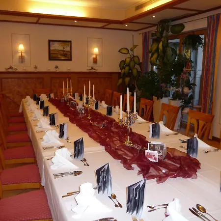 Land-gut-hotel Adlerbrau Hotel 3*