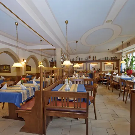 Hotel Land-gut-hotel Adlerbrau 3*