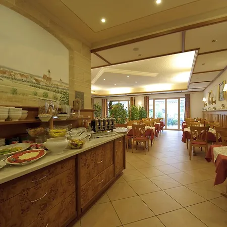 Land-gut-hotel Adlerbrau Hotel 3*